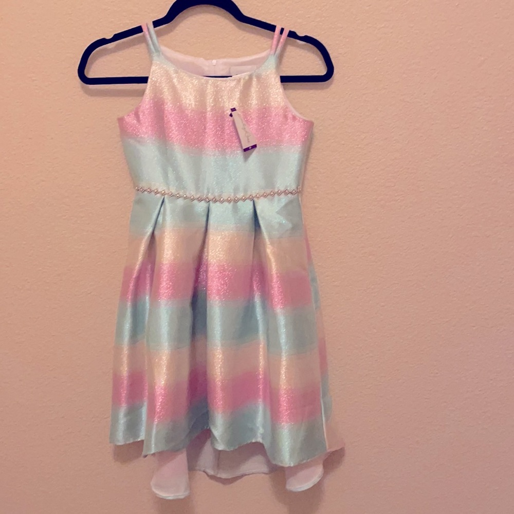 BNWT Emily Rose girls sleeveless high low dress, suze 10
